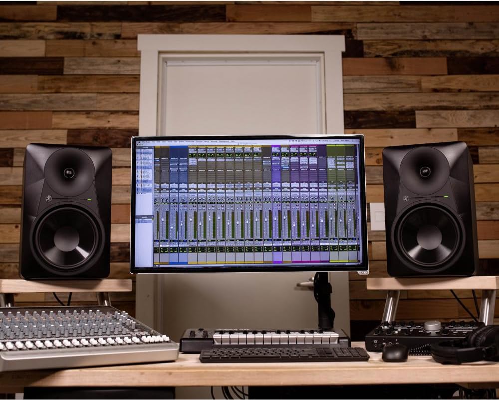 Mackie MR524 5.25" Powered Studio Monitor