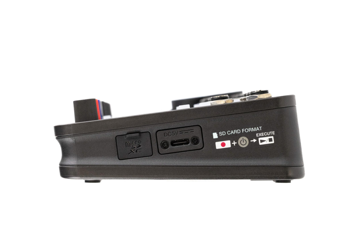 Zoom ZL6 LiveTrak L-6 10-Channel Mixer/Recorder