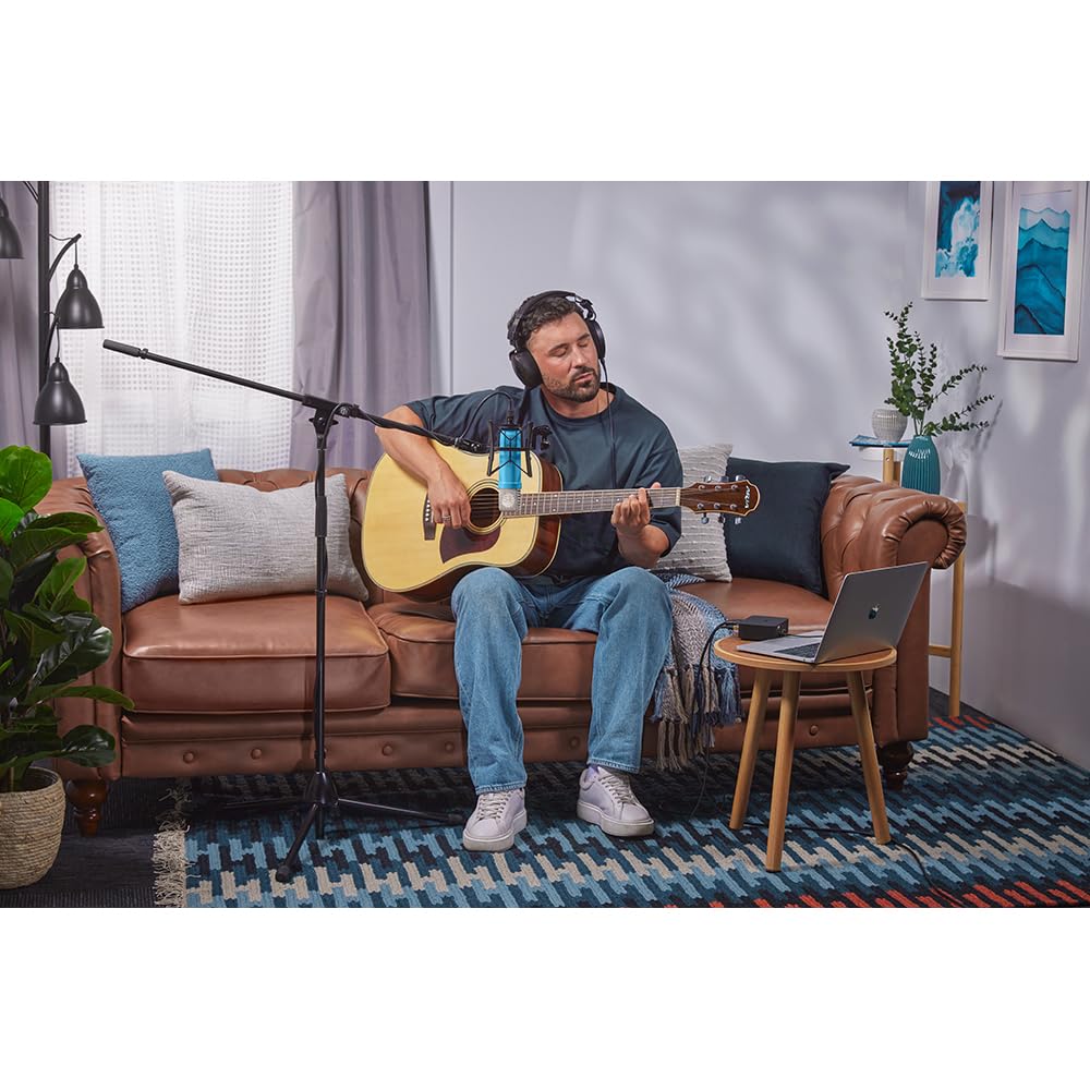RØDE NT1SIGNATUREBLUE 1-Inch XLR Condenser Microphone