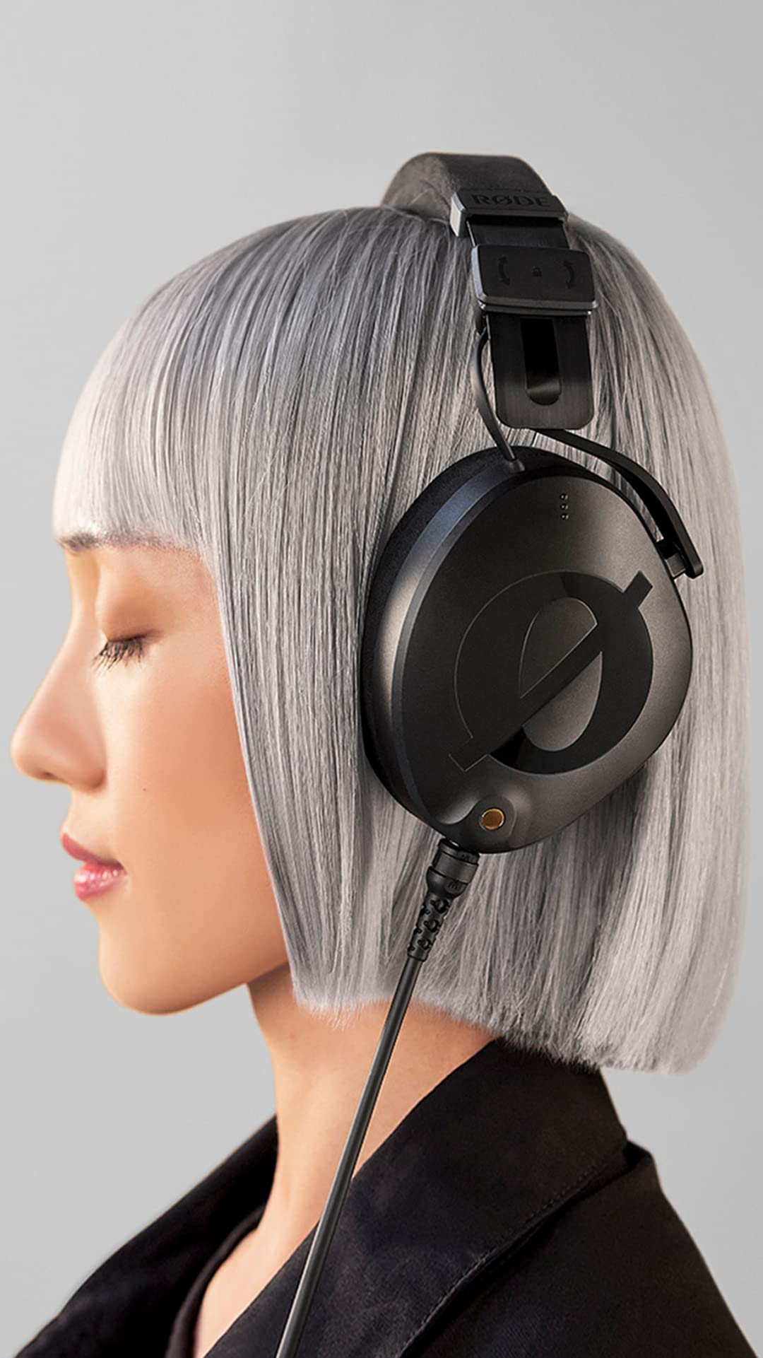 RØDE NTH-100 Professional Over-Ear Headphones