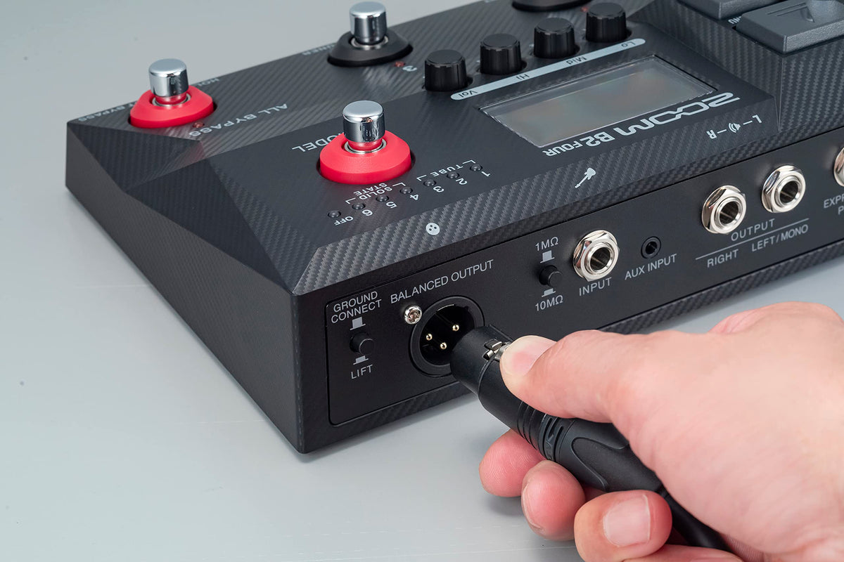 Zoom B2 FOUR Bass Multi-Effects Processor