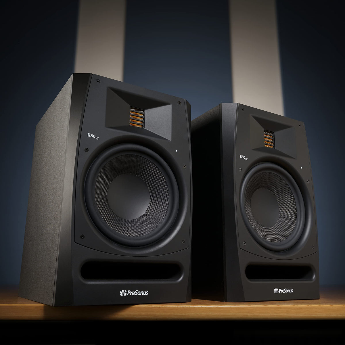 PreSonus R80 V2 8" Active AMT Studio Monitor