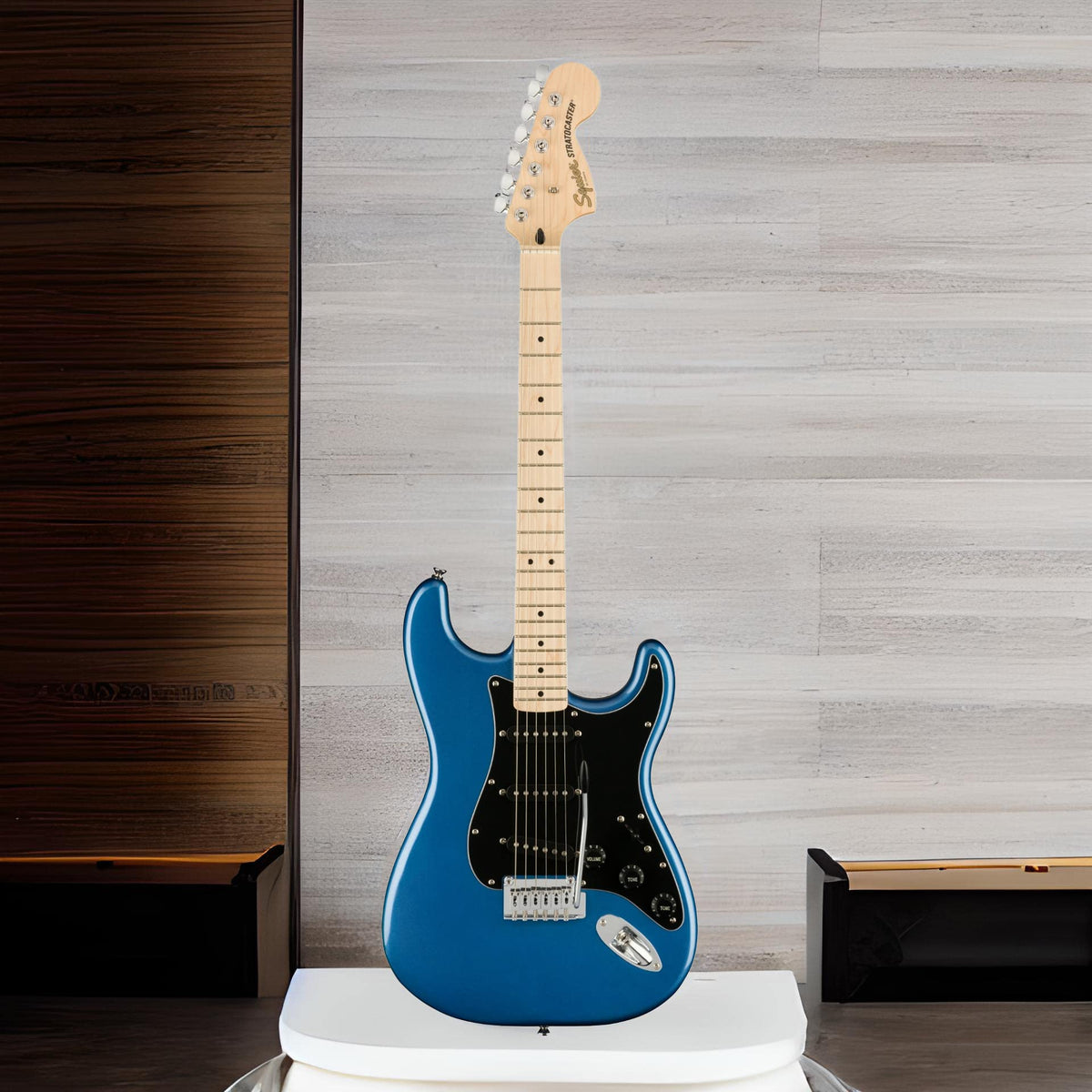 Squier 0378003502 Affinity Stratocaster Electric Guitar