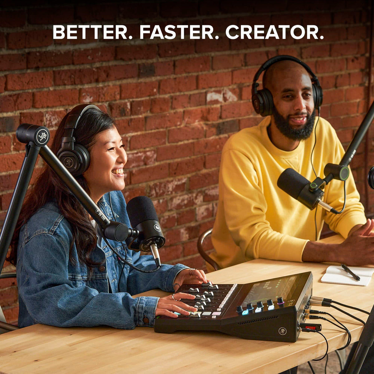 Mackie DLZ Creator Adaptive Digital Podcast Mixer