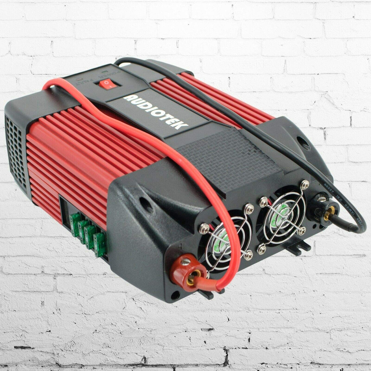 Audiotek PI2000 2000W 12V Power Inverter