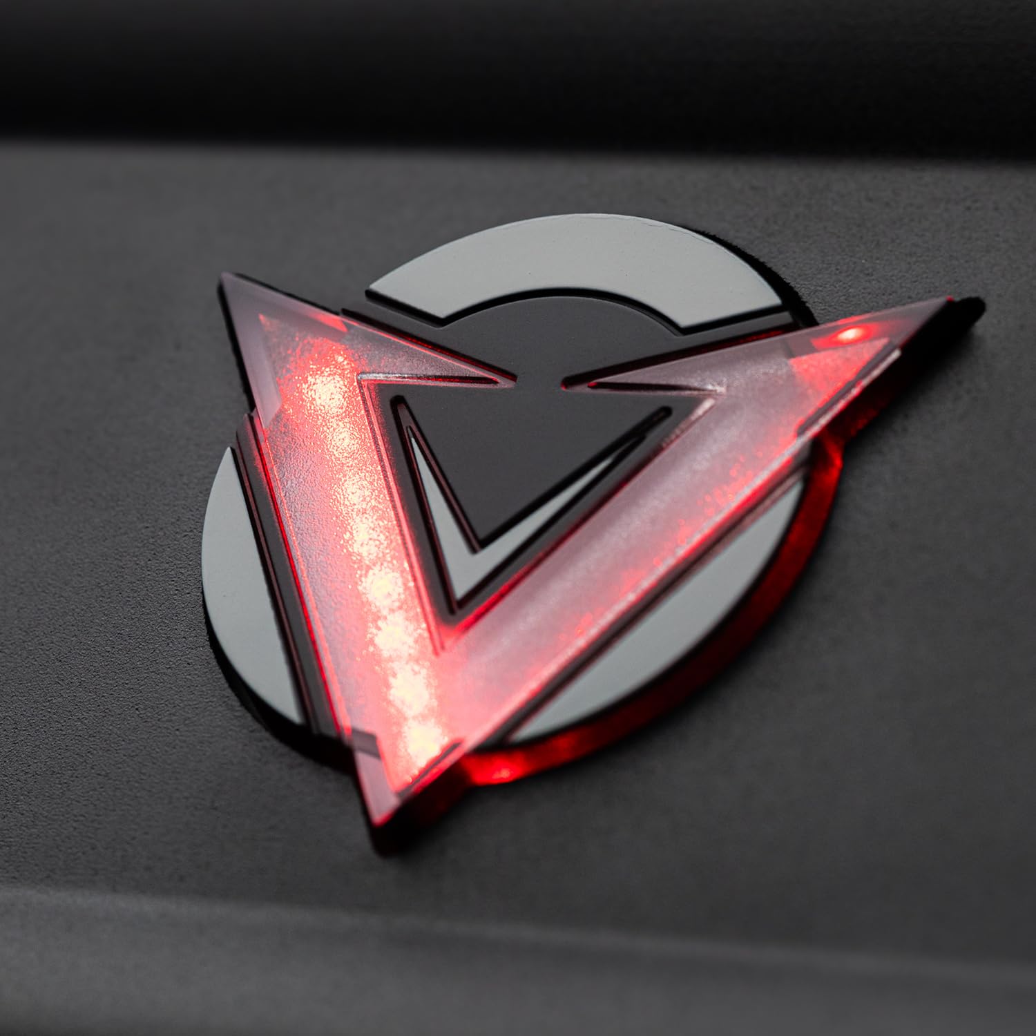 Crunch DR-1325.4D V-Drive 1325W 4-Channel Car Audio Amplifier - Class D, QTD Cooling, LED VU-Meter, Adjustable Crossovers, Multiple Operation Modes