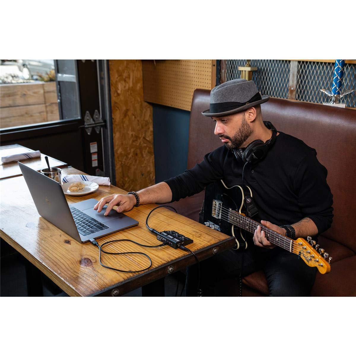 Zoom GCE-3 Guitar Lab USB Audio Interface