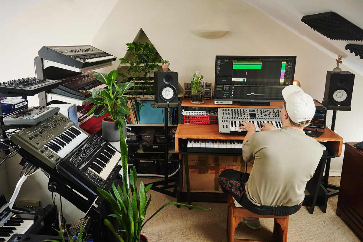 Roland GAIA-2 37-Key Hybrid Synthesizer
