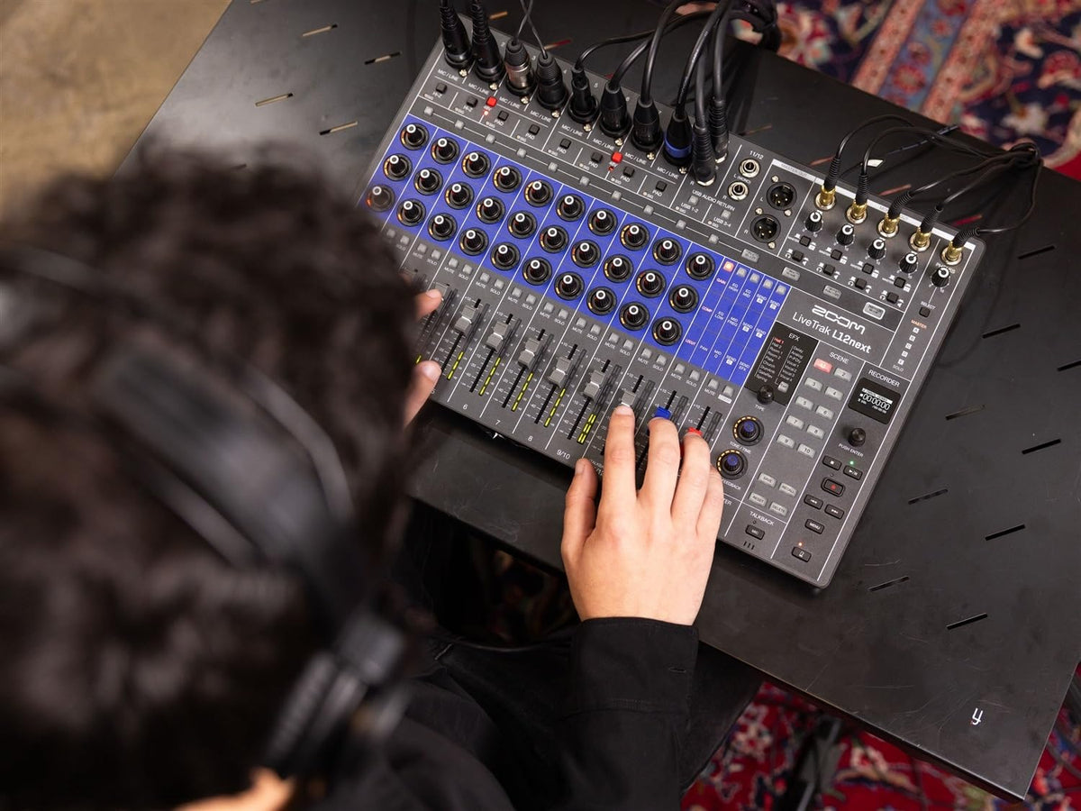 Zoom ZL12next LiveTrak 12-Channel Digital Mixer Recorder